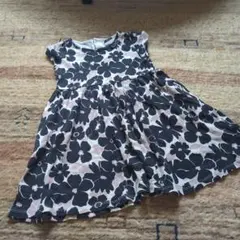 BeBe 花柄 半袖ワンピース 110