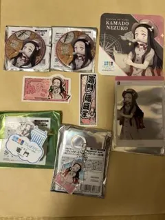 鬼滅の刃　サンシャインシティ　ネームバッジ　缶バッジ　コースター　竈門禰豆子