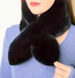 【マフラー】黒 ブラック フェイクファー レディース 秋冬用 ふわふわ 暖かい
