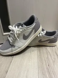 Nike Air Jordan 1 Low ホワイト/グレー US 7.5
