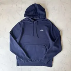 NIKE ネイビー ロゴ刺繍トレーナー