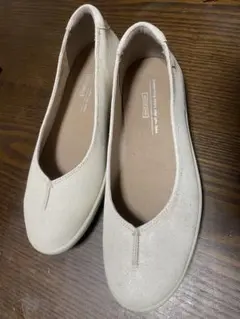 Item thumbnail for item 53f3b1e2-45fb-4eb4-976b-7fb6de0d2791