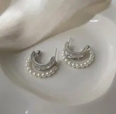 一点物 淡水5粒パールのピアス 結婚式 前撮り 誕プレ ゴールド - メルカリ