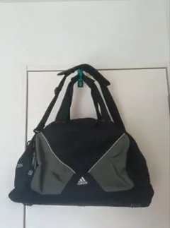 adidas 2wayバッグ　ボストンバッグ　スポーツバッグ　旅行