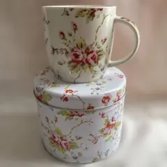 Cath Kidston 花柄マグカップと缶ケース