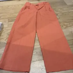GU オレンジ ワイドパンツ