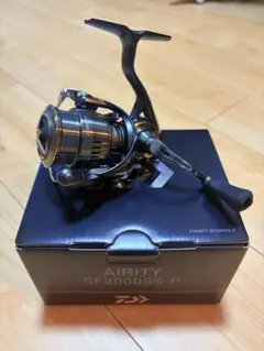 DAIWA 23エアリテイ スピニングリール SF1000S-P 本体 - メルカリ