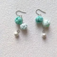 水引ピアス(イヤリング)　玉結びとコットンパール　ハンドメイド水引アクセサリー