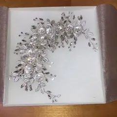 値下げ！シルバー 花と葉のヘッドドレス 新品未使用