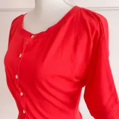 赤色 五分袖 ボタン付き トップス　メルローズ