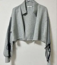 NICE CLAUP クロップド トレーナー グレー