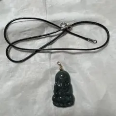 翡翠の観音ペンダント ネックレス