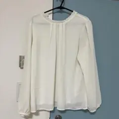 GLACIER ホワイト 長袖ブラウス フリル付き