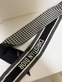 2025年最新】dior スカーフ 千鳥の人気アイテム - メルカリ