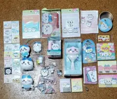 ちいかわ　ハチワレ まとめ売り　オーロラ ダイカットヘアーブラシ 追加画像あり