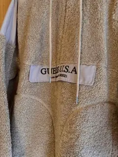 GUESS U.S.A. ベージュフリースパーカー