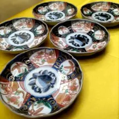 金彩色絵花草紋輪花小皿 伊万里焼 明治 5枚組 - メルカリ