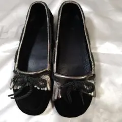 値下げUNlTEDC0L0RSOFBENETT0N本革ブラック ローファー