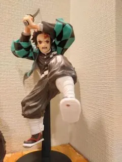 【中古品】鬼滅の刃　竈門炭治郎　フィギュア