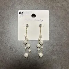 Item thumbnail for item 32864832-7b95-45c9-b0ba-45f9fce5c97a