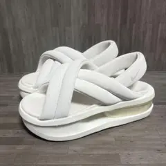 まみまみ様 新品 NIKE ウィメンズ エアマックス アイラ22㎝ - メルカリ