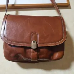 Etienne Aigner レザー ショルダーバッグ ブラウン