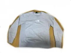 THE NORTH FACE トレーナー　グレーのサムネイル