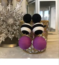 大人気♡ボンボンイヤリング