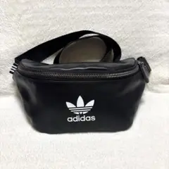 美品！アディダス　ウエストポーチ　黒