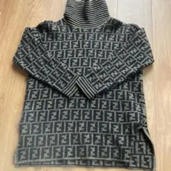FENDI ロゴタートルネックセーター