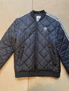 adidas ブラック キルティングジャケット