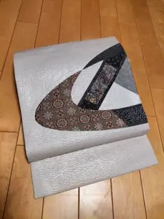 名古屋帯 幾何学模様 花柄