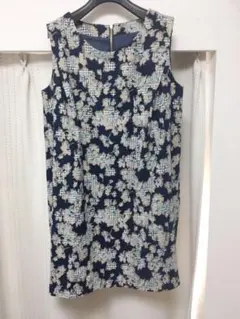 美品★ワンピース　花柄ジャンパースカートネイビー　アプワイザーリッシェ好きにも◎