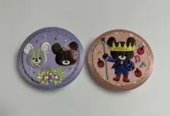くまのがっこう　刺繍缶バッジビスケット　２個セット