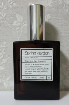 オゥパラディ　スプリングガーデン AUX PARADIS 香水 30㎖のサムネイル