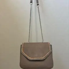 グレー ショルダーバッグ チェーンストラップ付き