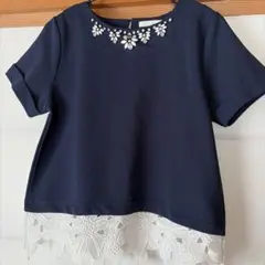 mysty woman ビジュー付き 半袖ブラウス ネイビー
