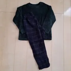 ユニクロ　キッズ パジャマ セット 130cm ダークグリーン チェック柄