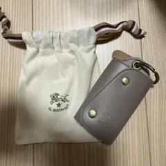 IL BISONTE レザーキーホルダー グレー 巾着袋付き