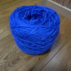 紫　毛糸　純毛100% 100グラム