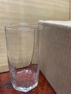 Item thumbnail for item 2e3b6f94-3fee-4245-bdc1-f80f0652caa1