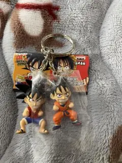 ジャンプ 40周年 デフォルメツインキーホルダー ドラゴンボール ワンピース