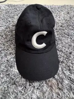 SNSで人気ciatre C刺繍 黒キャップ