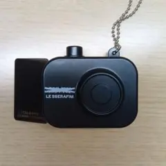 LE SSERAFIM CRAZY カメラネガ風チャーム　ユンジン