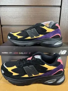 28.0 KITH NEWBALANCE U2010KTF BLACK 2010