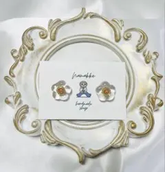 【A-5-1】　一粒花ピアス