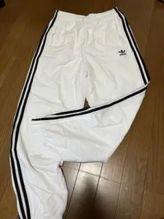 アディダス ホワイトジャージパンツ