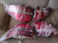 200系前期型クラウンロイヤルサルーンG純正テールランプ 4個セットのサムネイル