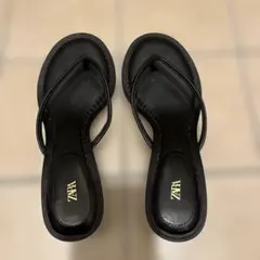 ZARA ブラック フラットサンダル 37