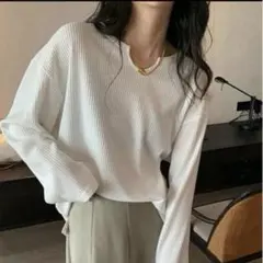 長袖tシャツ レディース Uネック ゆったり カジュアル　ホワイト